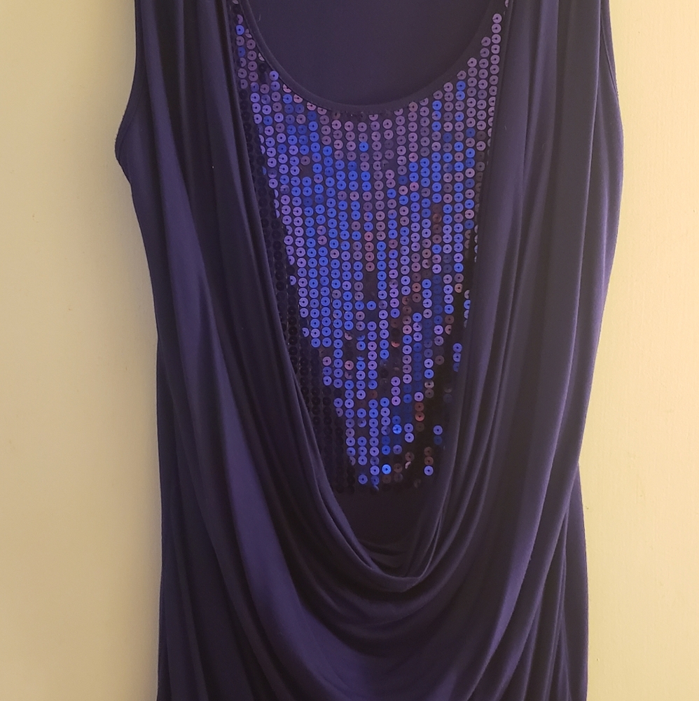 Women's sleeveless blouse